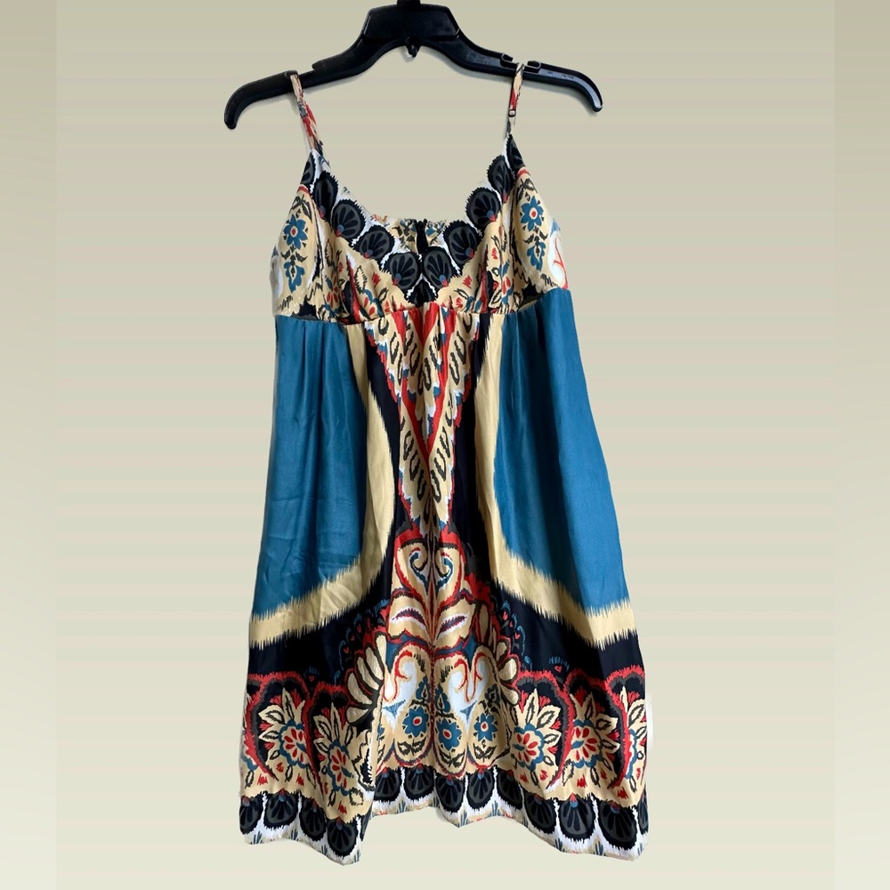Fun mini dress for any occasion this summer!